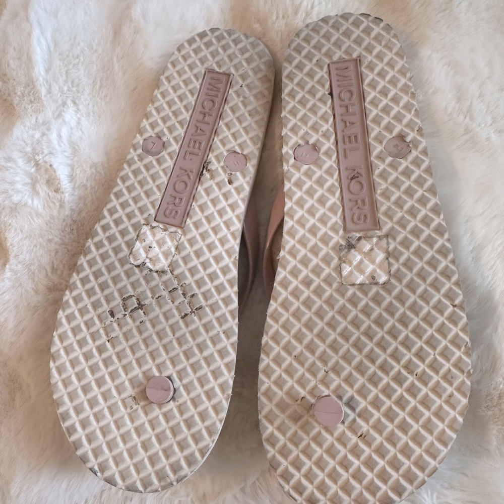 11 | MICHAEL KORS White & Pink Monogram Sandals - Picture 7 of 12